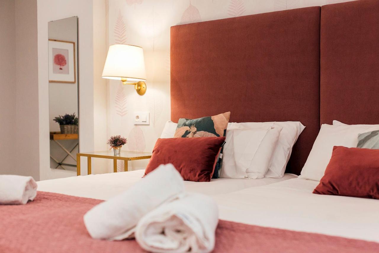 Minty Stay - 3Bd Cathedral Seville Ngoại thất bức ảnh