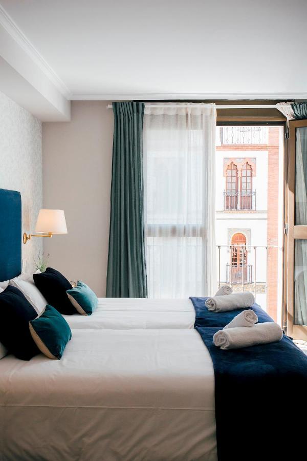 Minty Stay - 3Bd Cathedral Seville Ngoại thất bức ảnh